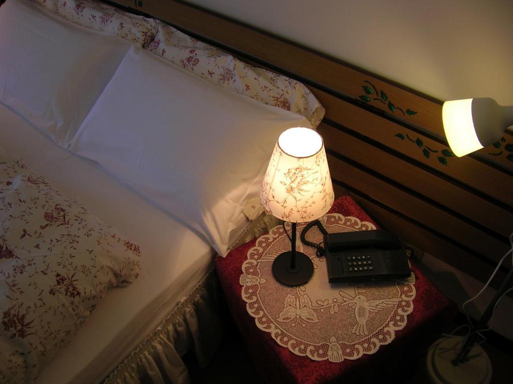 Hotel La Caminatha Val di Zoldo Kamer foto